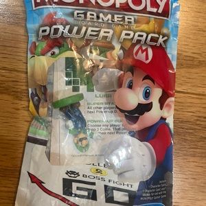 NIP Monopoly gamer power pack LUIGI
